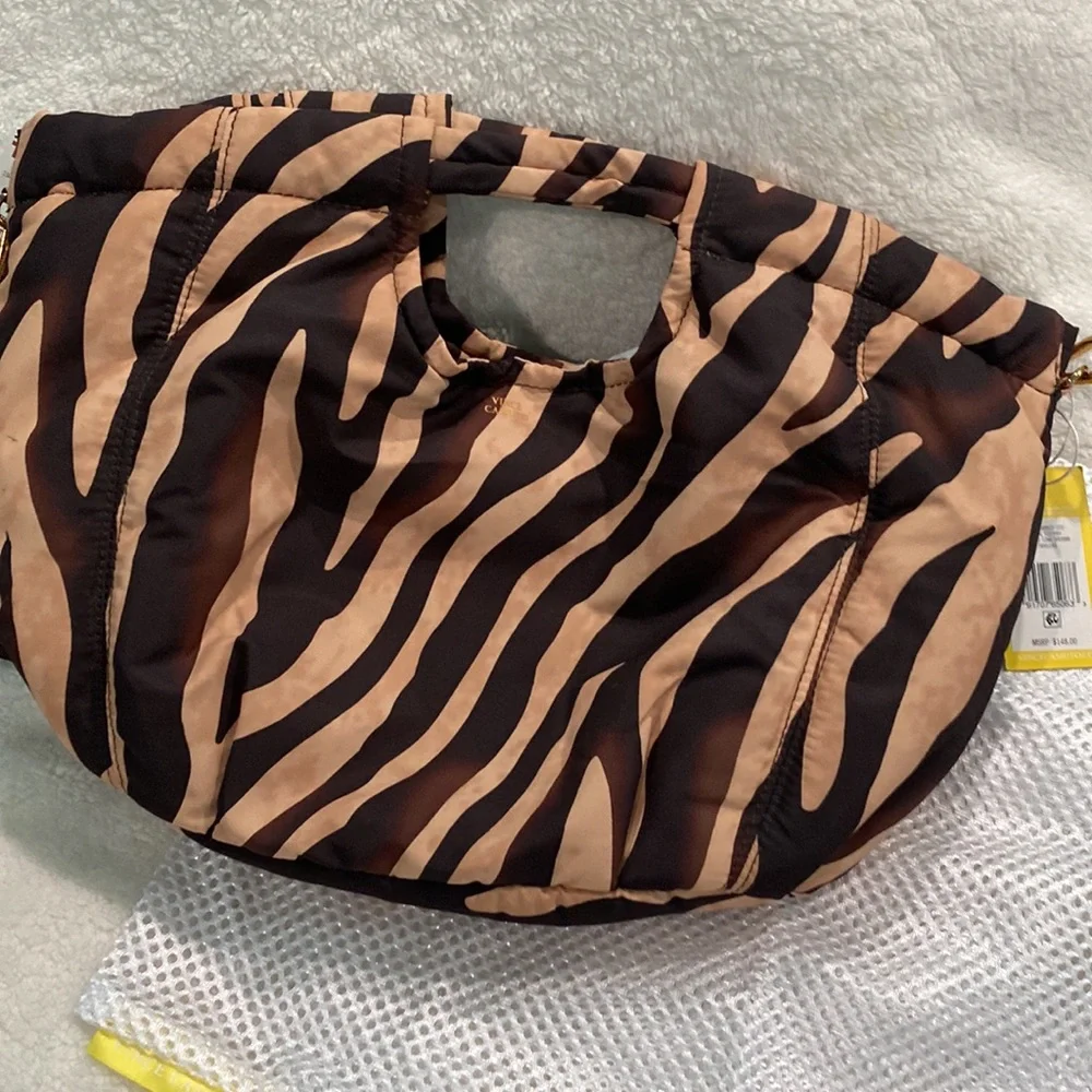🆕VINCE CAMUTO HARLO SATCHEL/TOTE. Brown Zebra - Picture 6 of 8